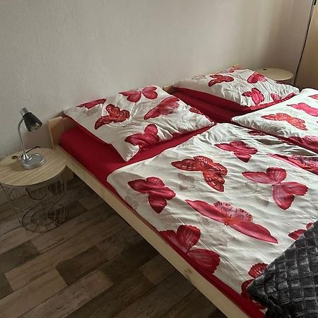 Apartamento Gaestehaus Aarninkstrasse Nordhorn Exterior foto