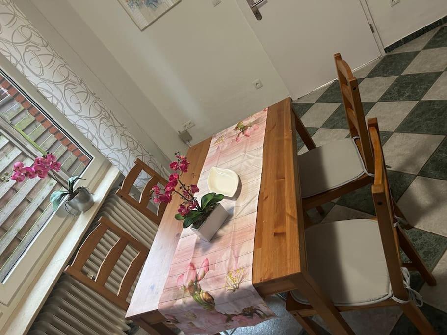 Apartamento Gaestehaus Aarninkstrasse Nordhorn Exterior foto